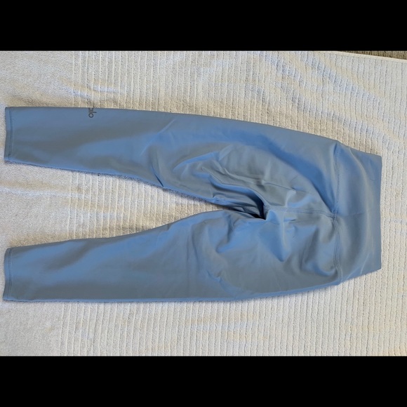 3/4 length alo airbrush legging - Picture 2 of 3